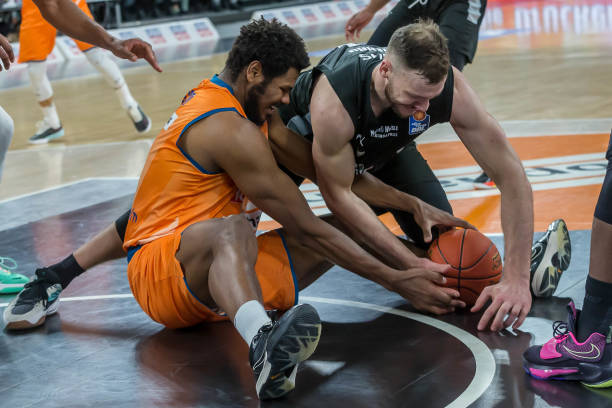 多样化的进 多样化的进