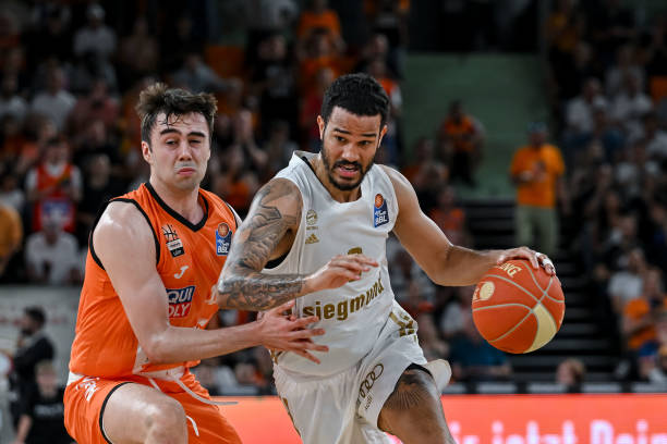 让每位球员 让每位球员