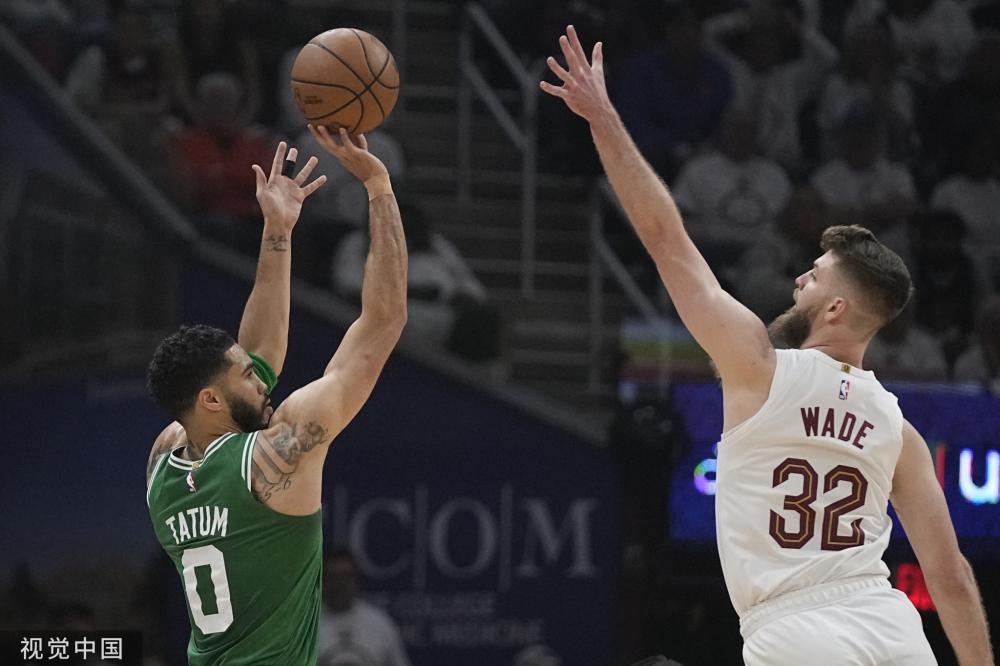 逐渐拉开了 逐渐拉开了