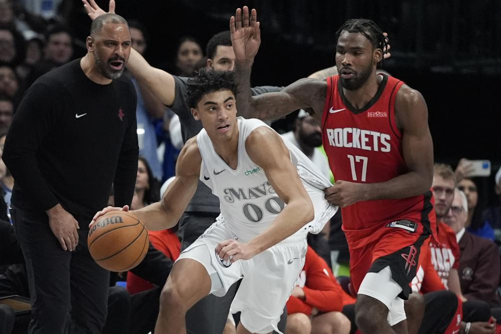 郑钦文凭借 郑钦文凭借